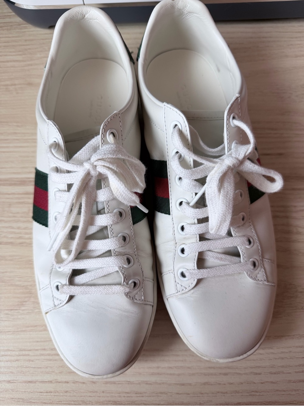Gucci White Leather Sneakers with Green & Red Web Stripe